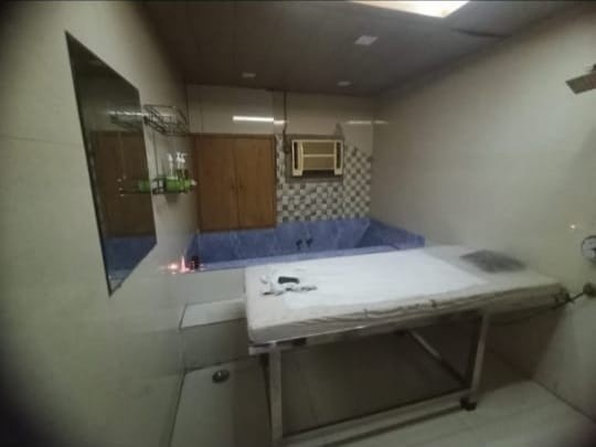 AZA SPA & SALOON