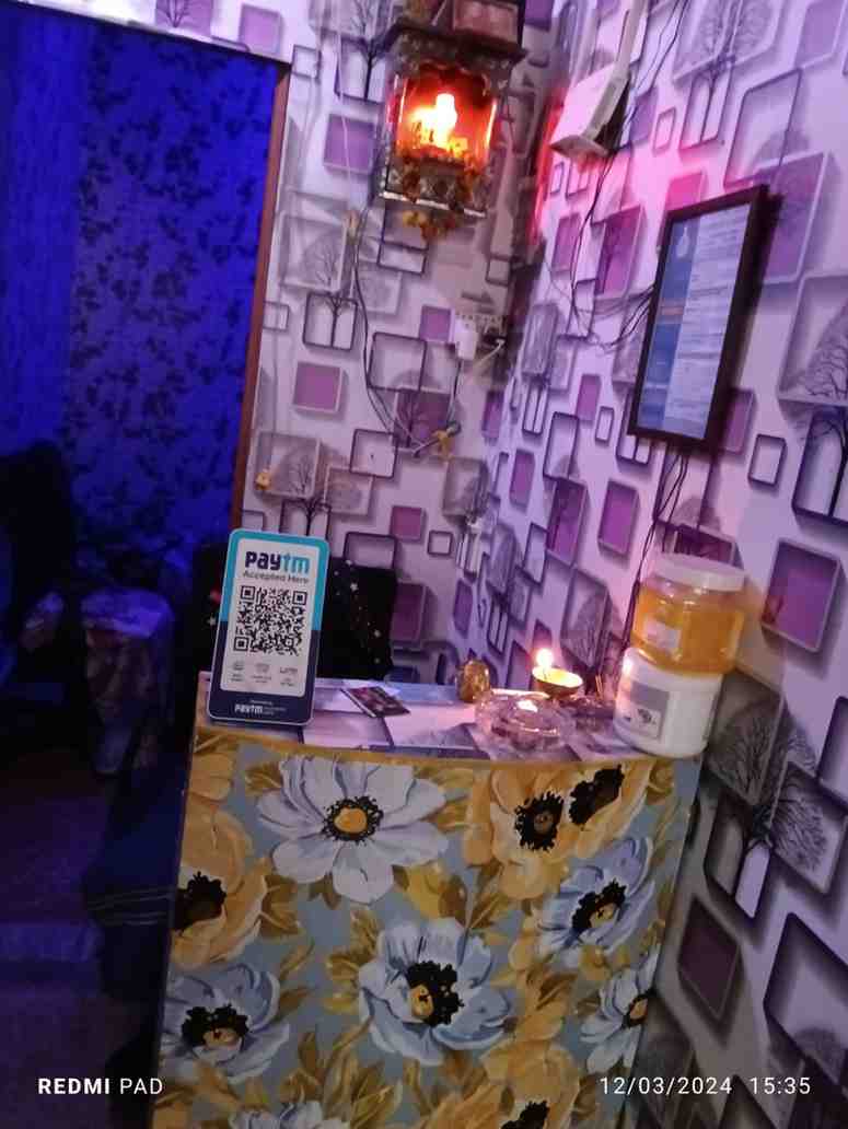 Roy Relax Spa spa area