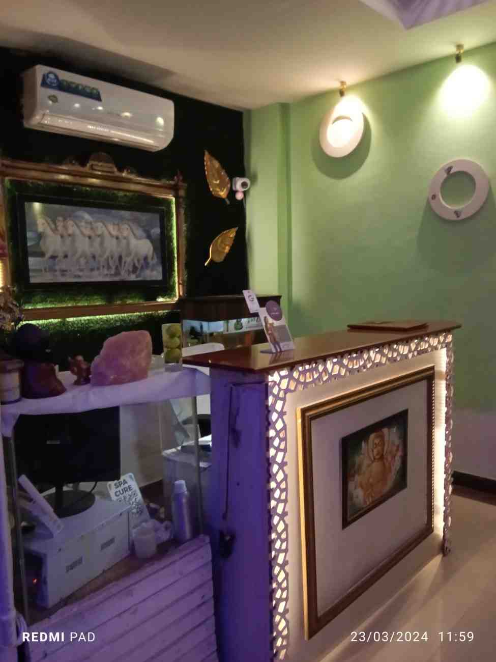SPA Cure spa area