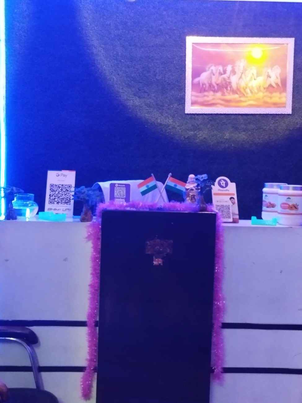 Moon Spa & Saloon spa area