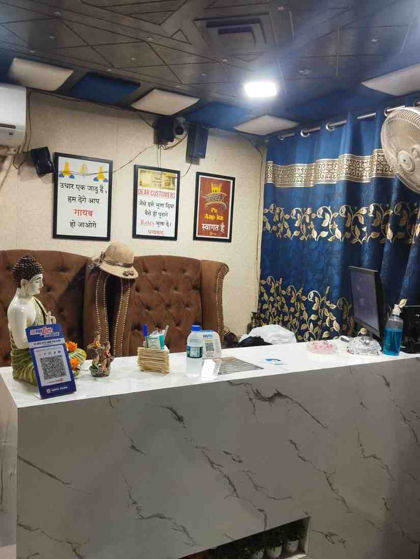 AZA SPA & SALOON spa area