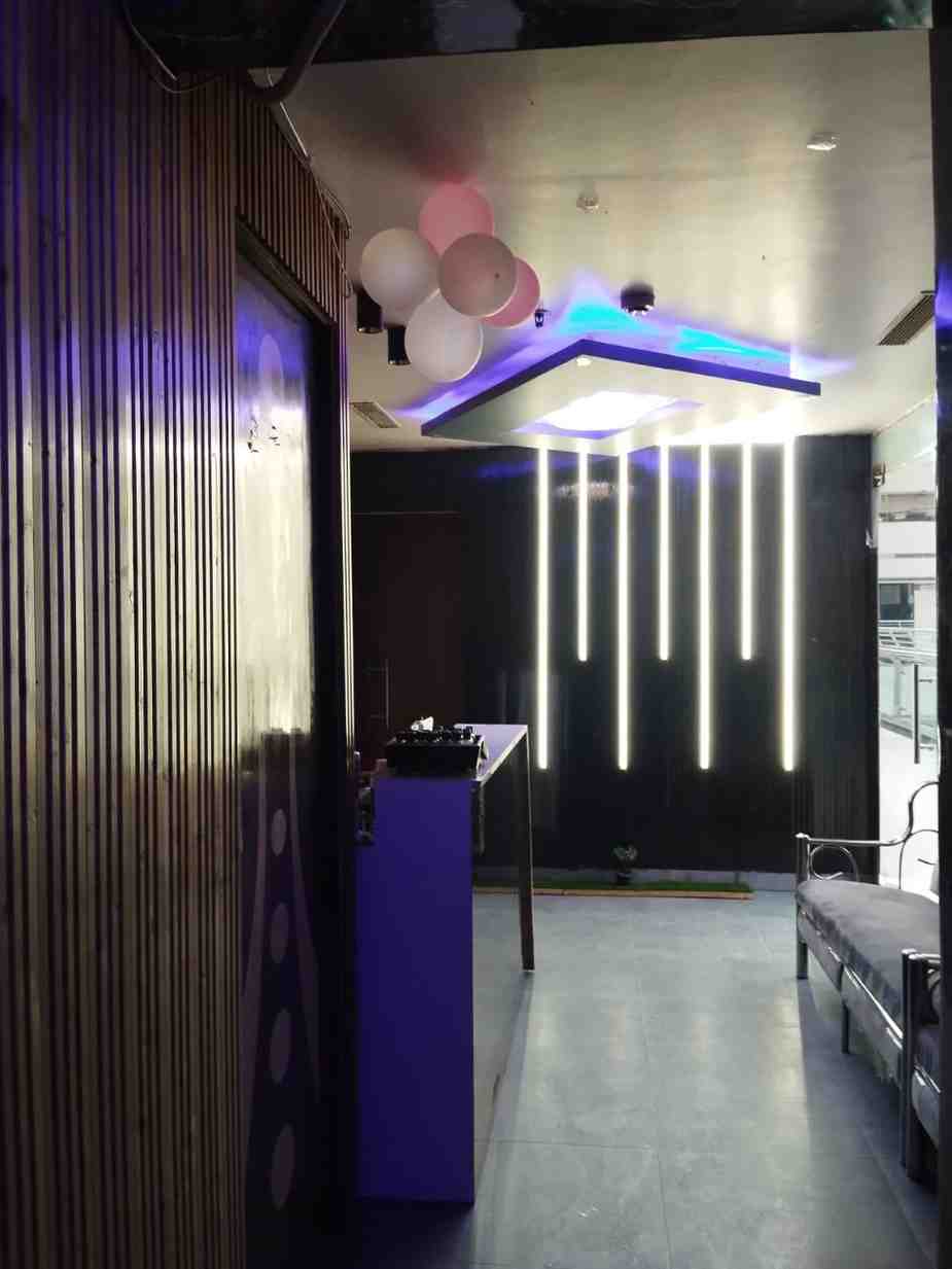 Glo Spa & Wellness spa area