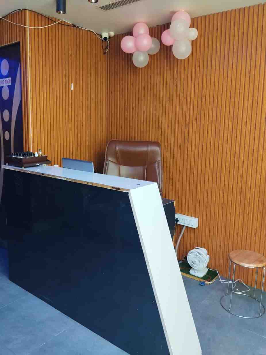 Glo Spa & Wellness spa area