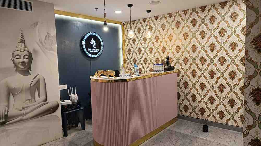The Kam Spa bed area