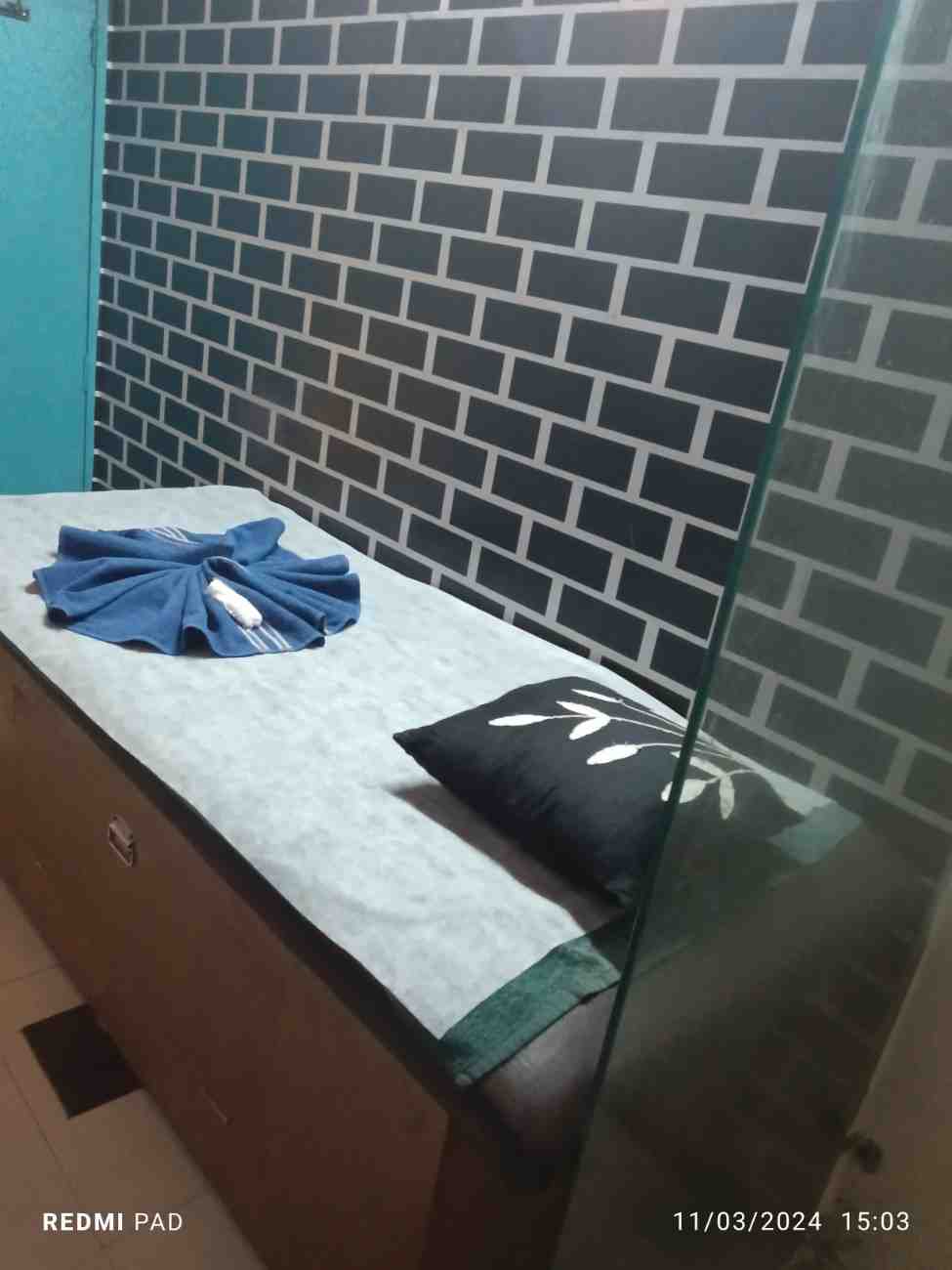 Apple DAY SPA bed area