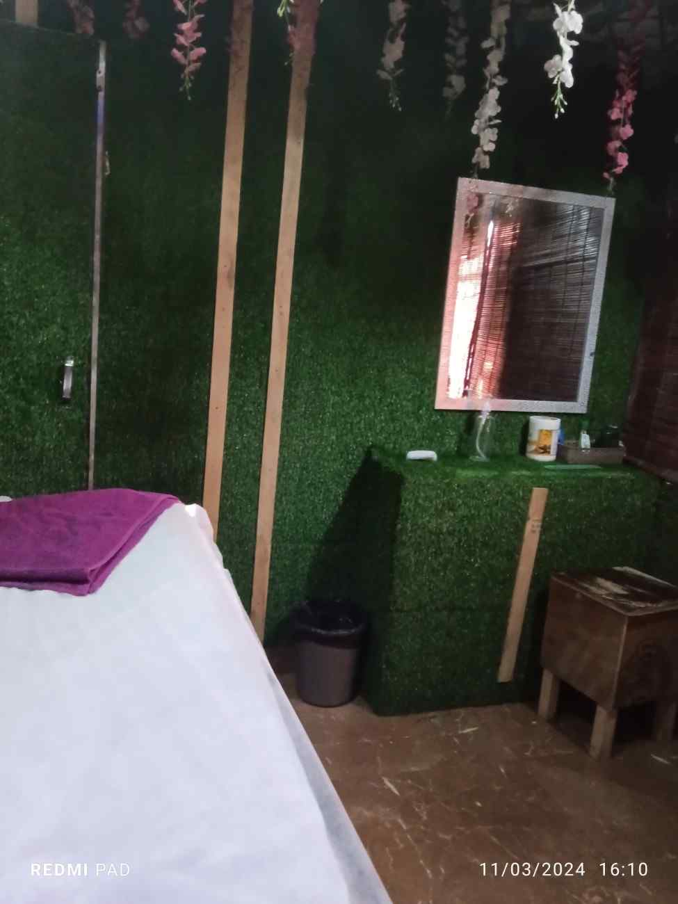 Karisma spa bed area