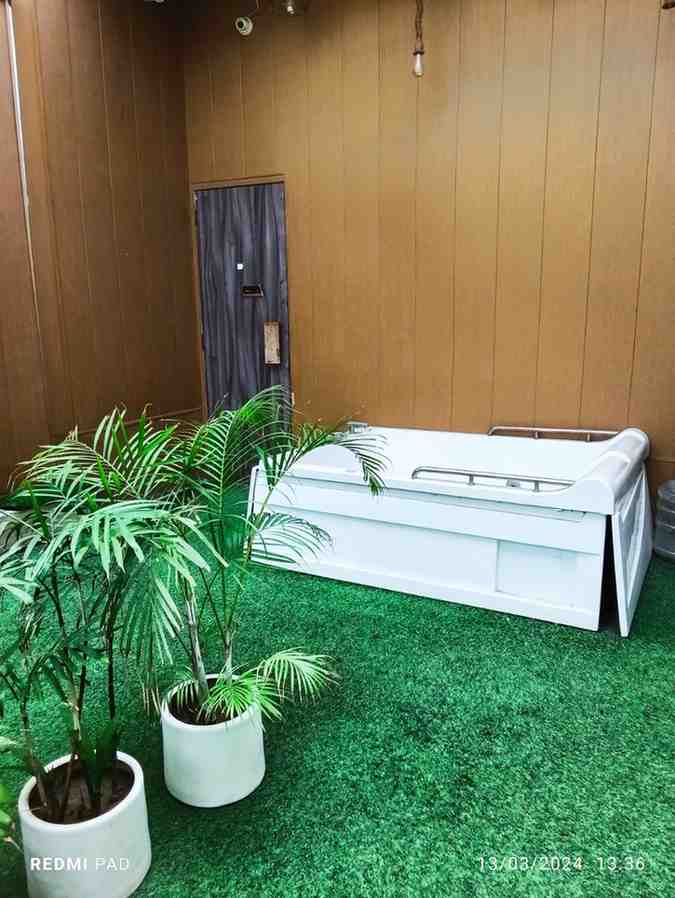 Claro Spa bed area
