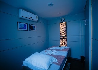 Sumantra Spa bed area