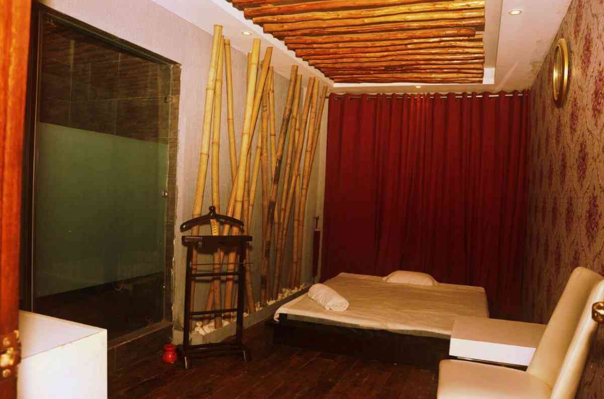 Bliss SPA bed area