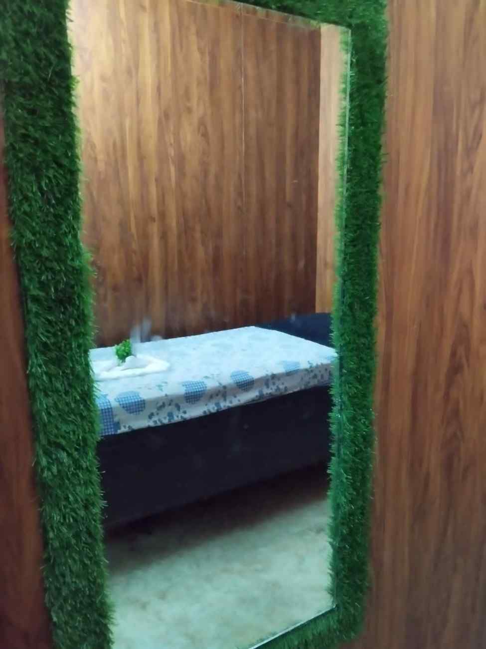 DELHI ROYAL SPA bed area