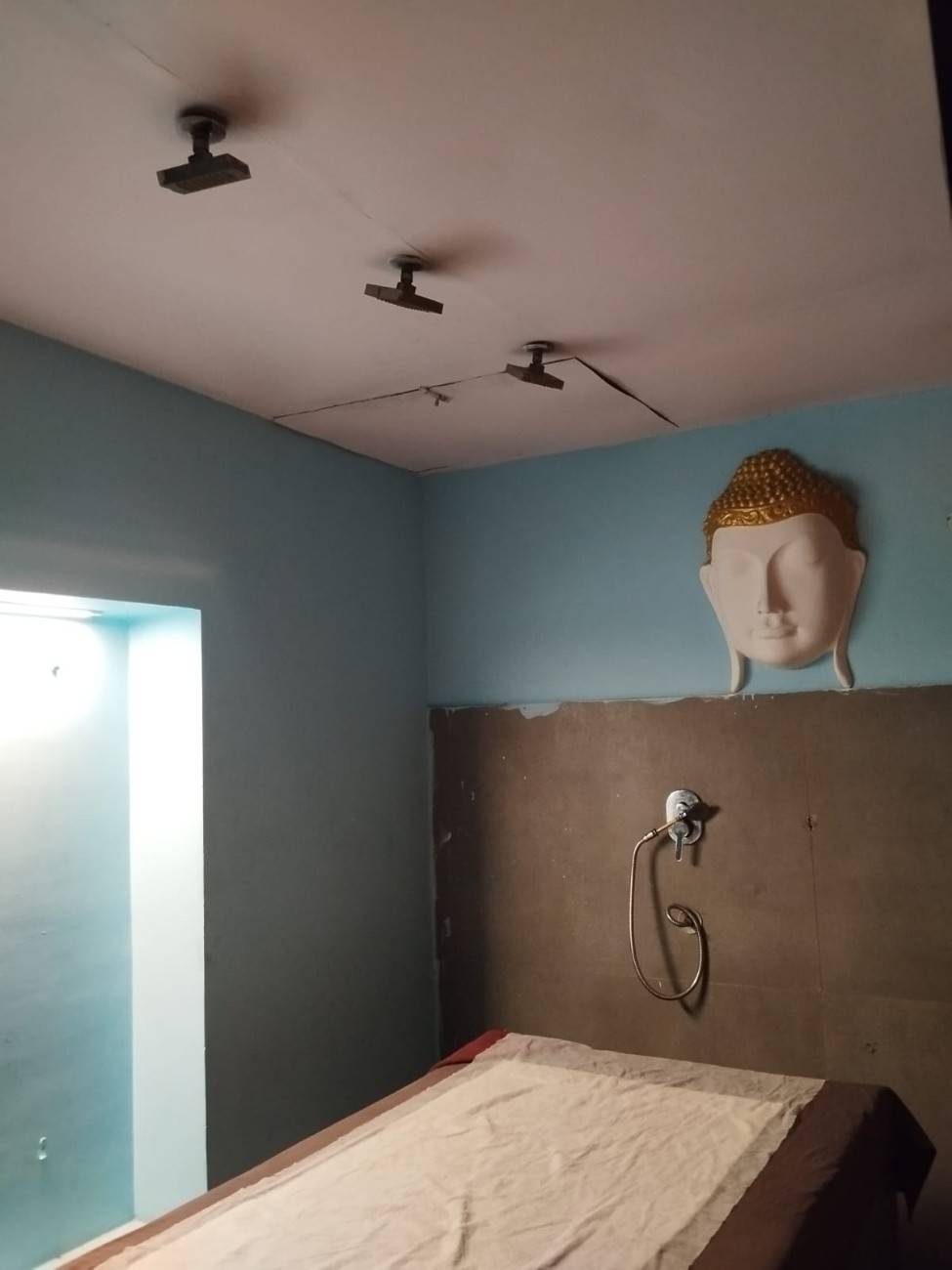 The Osian Luxury SPA bed area