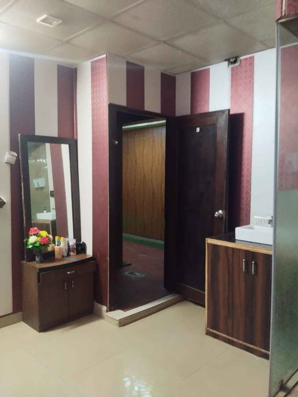 TUXANIE SPA bed area