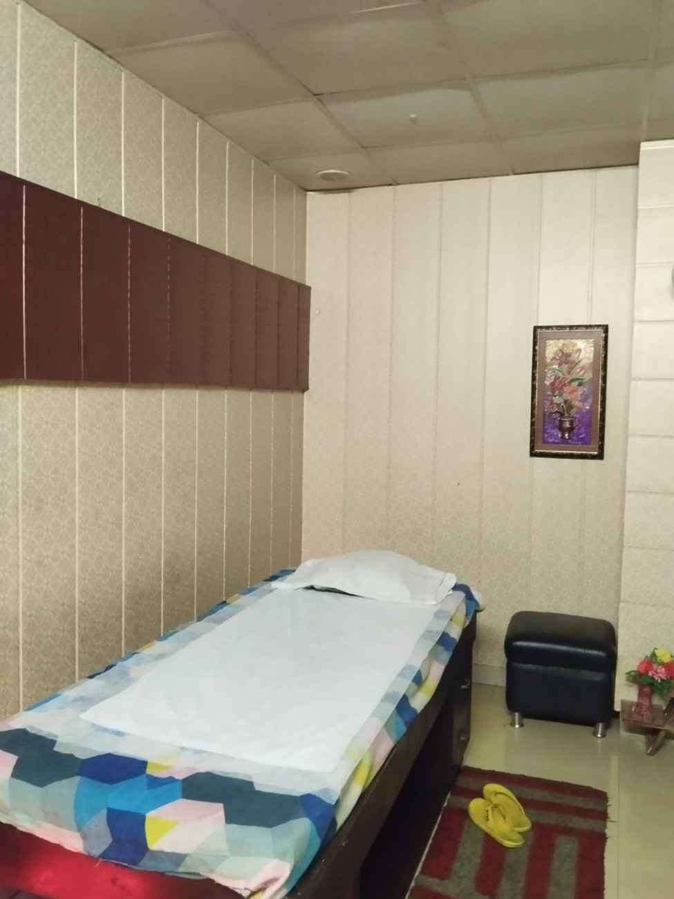 TUXANIE SPA bed area
