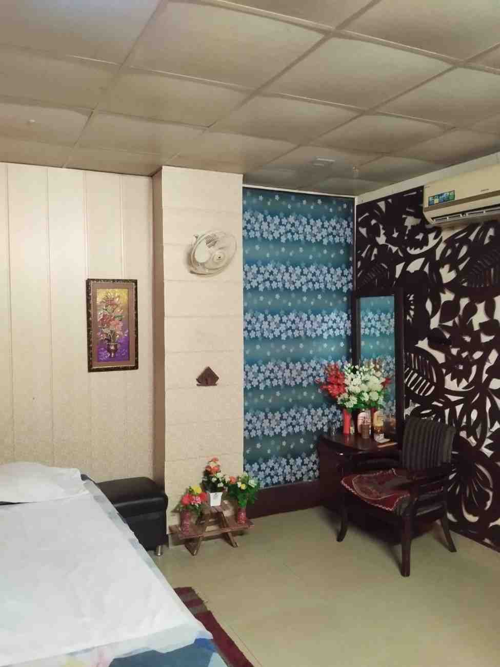 TUXANIE SPA bed area