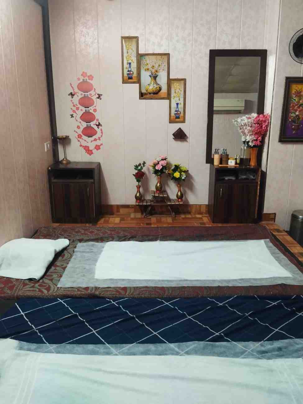TUXANIE SPA bed area