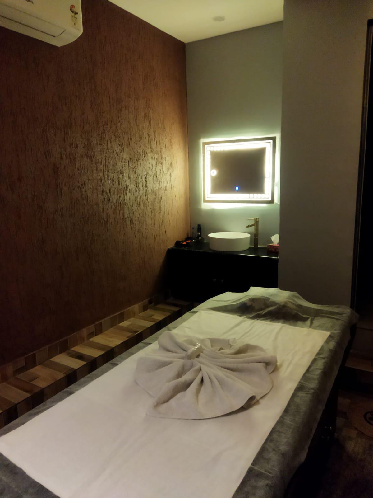 Arogyam Thai Spa bed area