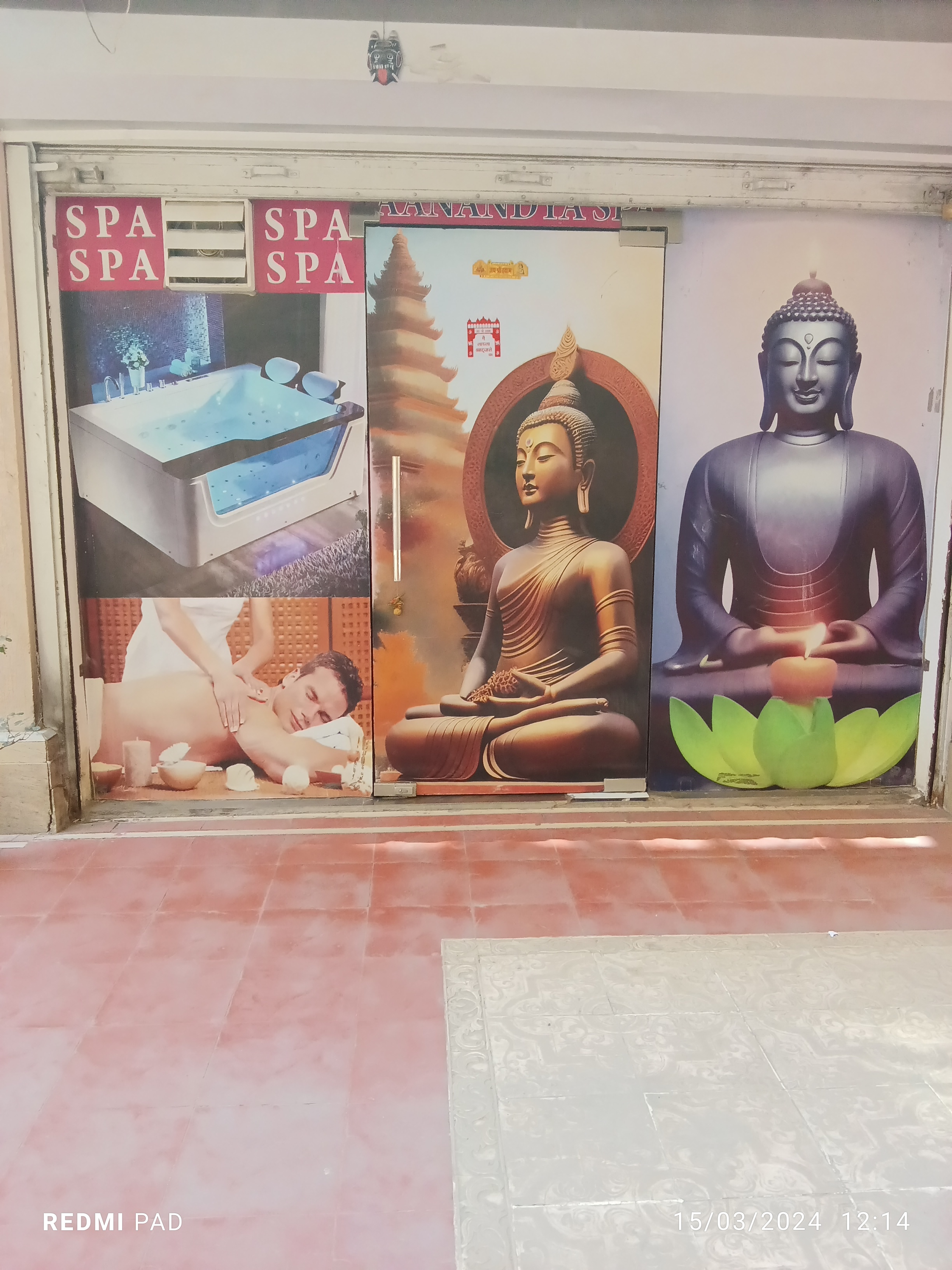AAnandya Spa room area