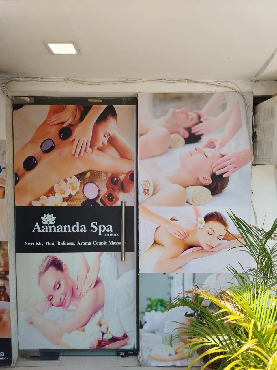 Aananda SPA room area