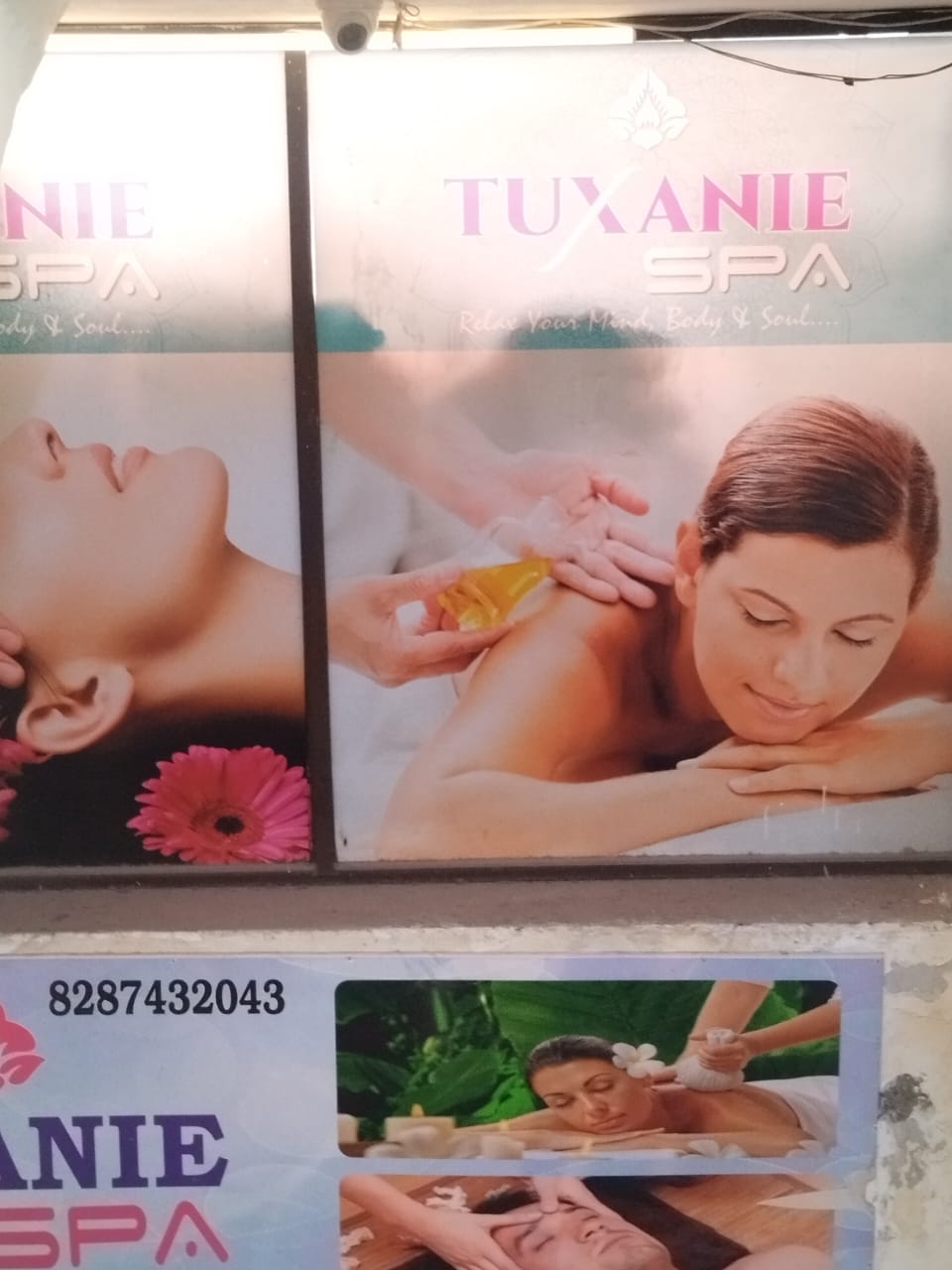TUXANIE SPA room area