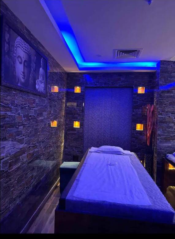 Arogyam Thai Spa room area